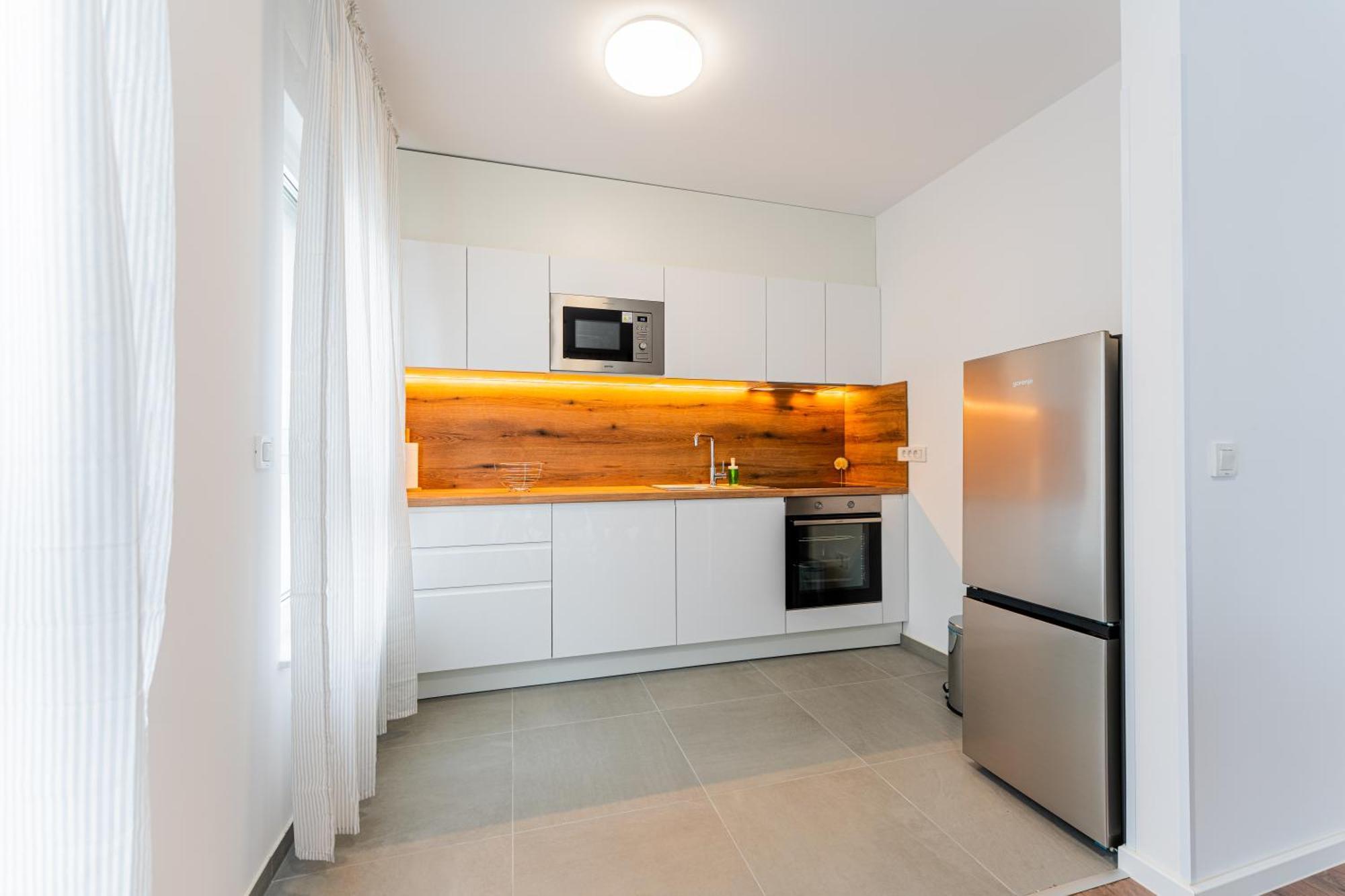 Flex Selfcheckins 100 - Zagreb - 2 Bedrooms - Parking - Loggia Velika Mlaka Екстериор снимка