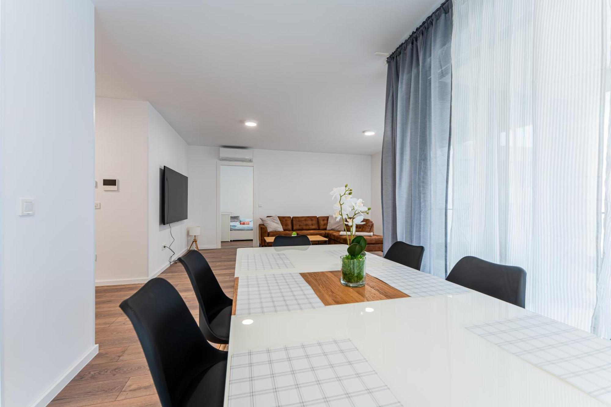 Flex Selfcheckins 100 - Zagreb - 2 Bedrooms - Parking - Loggia Velika Mlaka Екстериор снимка